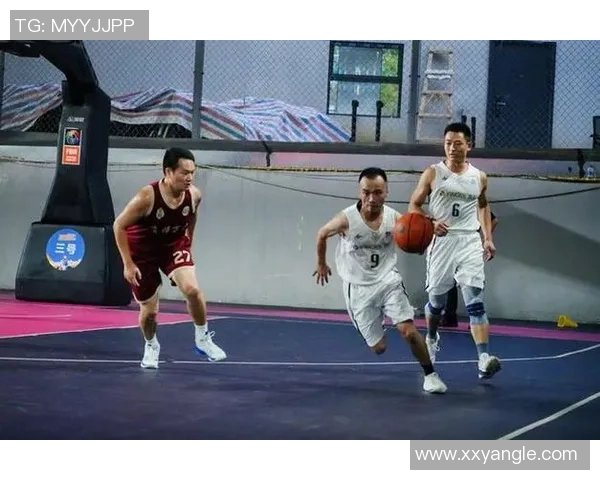 成都篮球队的转型之路：从传统强队到现代化竞技新标杆的探索与挑战